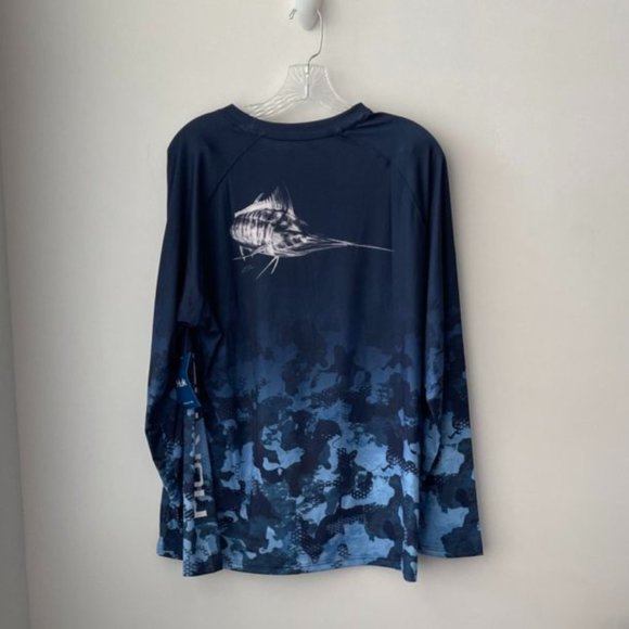 Huk Refraction Fish Fade Pursuit Shirt - Picture 2 of 11